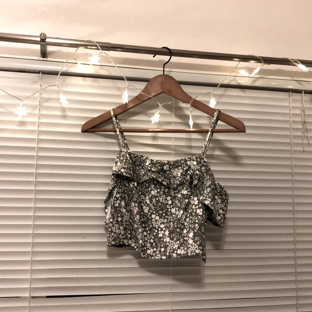 Forever 21 Floral Cami Crop Top, S